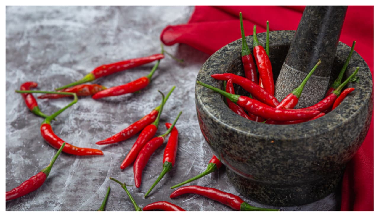Want To Grow Chillies? These 5 Tips Gardening Tips To The Rescue