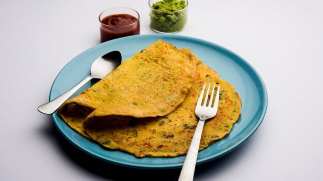 Healthy Tiffin Ideas: 5 Nutritious and Tasty Chilla Recipes Your Kids Will Love