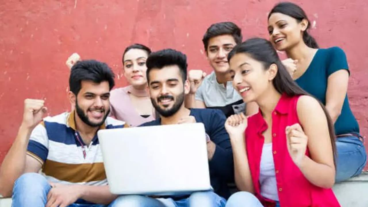 JEE Main 2025: कोटा फिर देश में नंबर-1, 7 छात्र लाए 100 पर्सेंटाइल ...