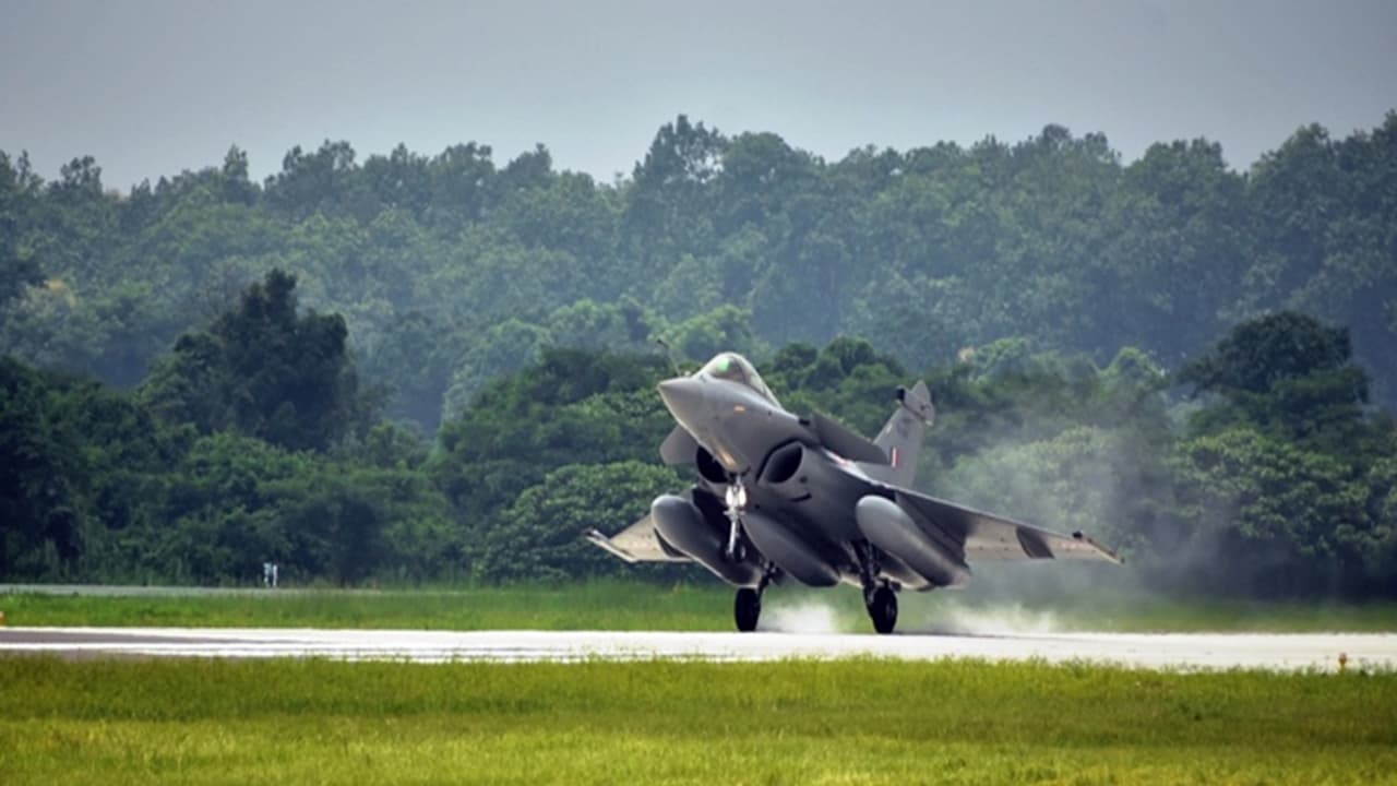 Rafale Deal: বড় খবর! ১১৪টি রাফাল কেনায় অনুমোদন প্রতিরক্ষা অধিগ্রহণ ...