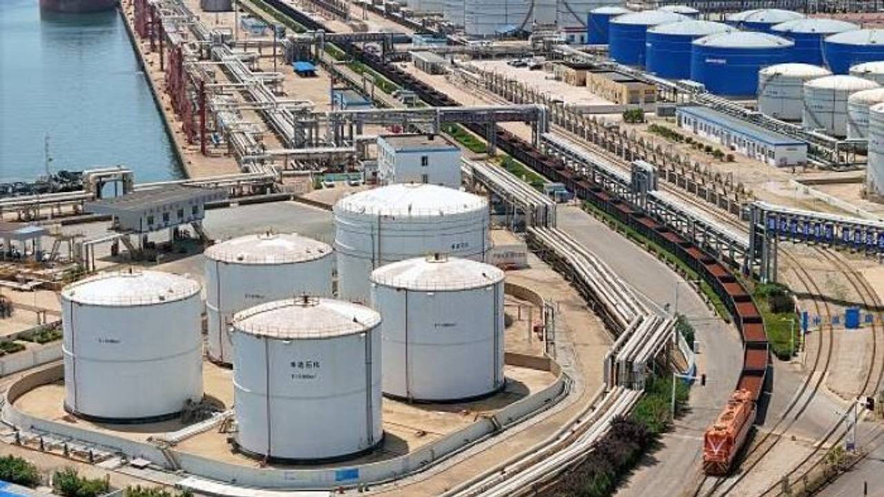 India Buys Over Rs 13 Lakh Crore Russian Oil Since Ukraine War, Trails China's Rs 193 Billion
