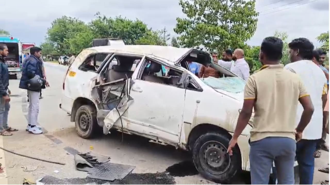 Karnataka: Five killed in tragic road accident on Makali highway near ...