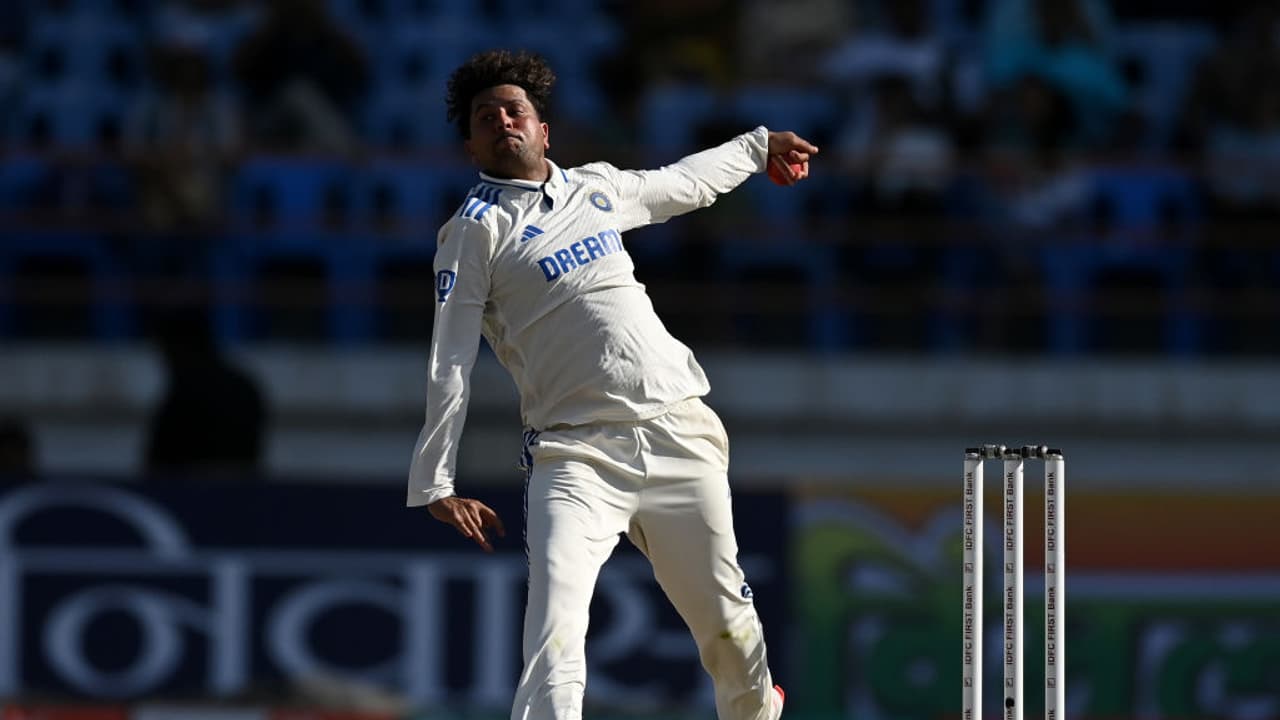 IND vs SL: குல்தீப் யாதவை புறக்கணிக்கும் சுப்மன் கில்.. 2வது டெஸ்ட்டில் நீக்கம்? கம்பீரின் பதில் இதோ!