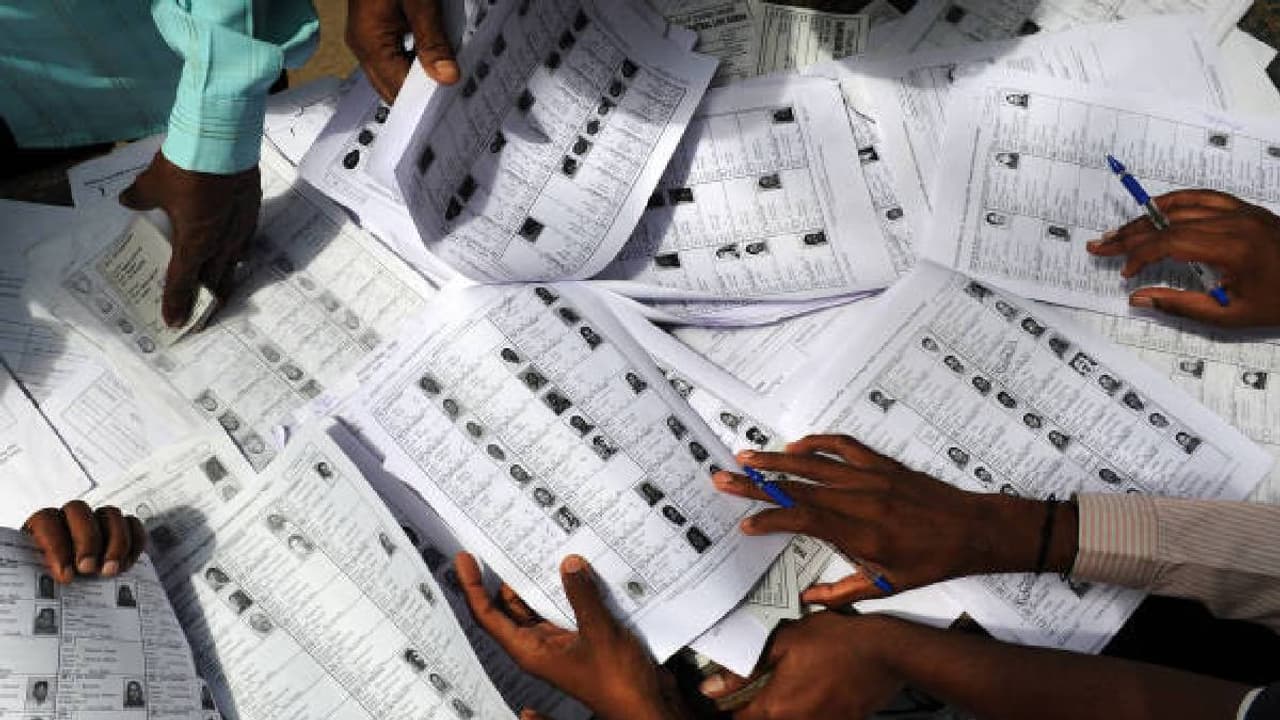 Eci Enumeration Form.pdf Bihar Election: বিহারের ৭৪% ভোটার জমা দিয়েছেন তালিকা ফর্ম, বড় আপডেট ...