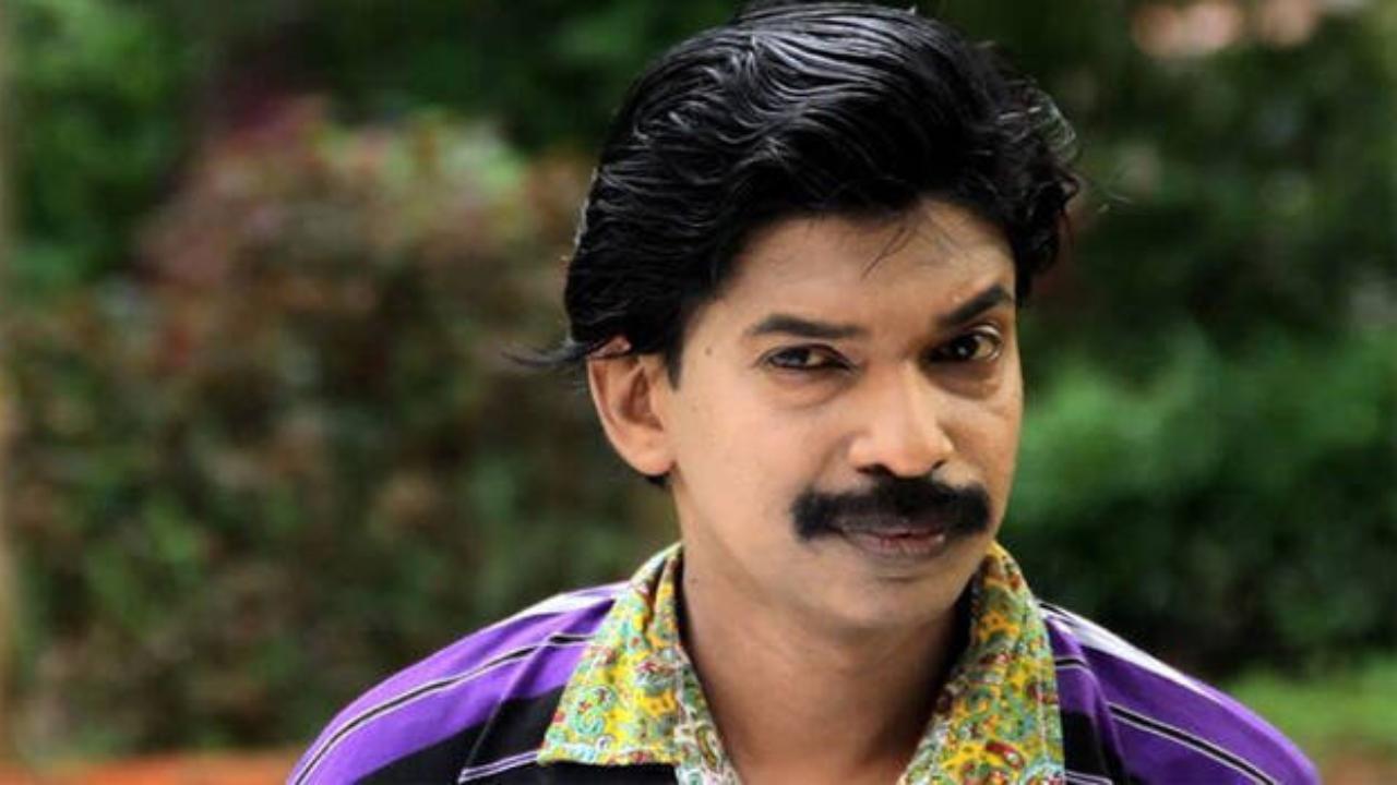 കേരളത്തിൽ രാഷ്ട്രപതി ഭരണം വേണം; ലഫ്റ്റനന്റ് ഗവർണറാകാൻ തയ്യാറെന്ന് സന്തോഷ് പണ്ഡിറ്റ്