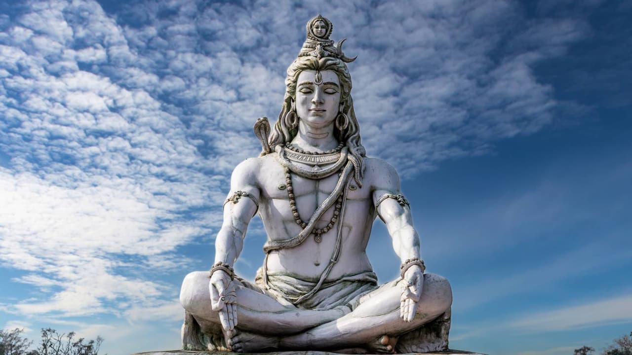 Maha Shivaratri 2026: ಶಿವರಾತ್ರಿ ದಿನ 3 ರಾಶಿಗಳ ಮೇಲೆ ಮಹಾದೇವನ ಕೃಪೆ… ಖಾತೆಯಲ್ಲಿ ಹಣ ಡಬಲ್ Maha Shivaratri 2026: ಶಿವರಾತ್ರಿ ದಿನ 3 ರಾಶಿಗಳ ಮೇಲೆ ಮಹಾದೇವನ ಕೃಪೆ… ಖಾತೆಯಲ್ಲಿ ಹಣ ಡಬಲ್