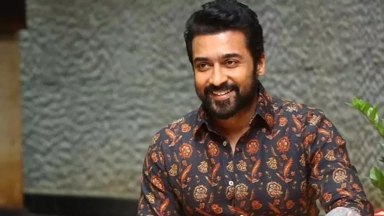 ತಮಿಳು ಸ್ಟಾರ್ ನಟ ಸೂರ್ಯ ರಾಜಕೀಯಕ್ಕೆ ಬರ್ತಾರಾ? ಫ್ಯಾನ್ಸ್ ಕ್ಲಬ್ ಹೇಳಿದ್ದೇನು? ತಮಿಳು ಸ್ಟಾರ್ ನಟ ಸೂರ್ಯ ರಾಜಕೀಯಕ್ಕೆ ಬರ್ತಾರಾ? ಫ್ಯಾನ್ಸ್ ಕ್ಲಬ್ ಹೇಳಿದ್ದೇನು?