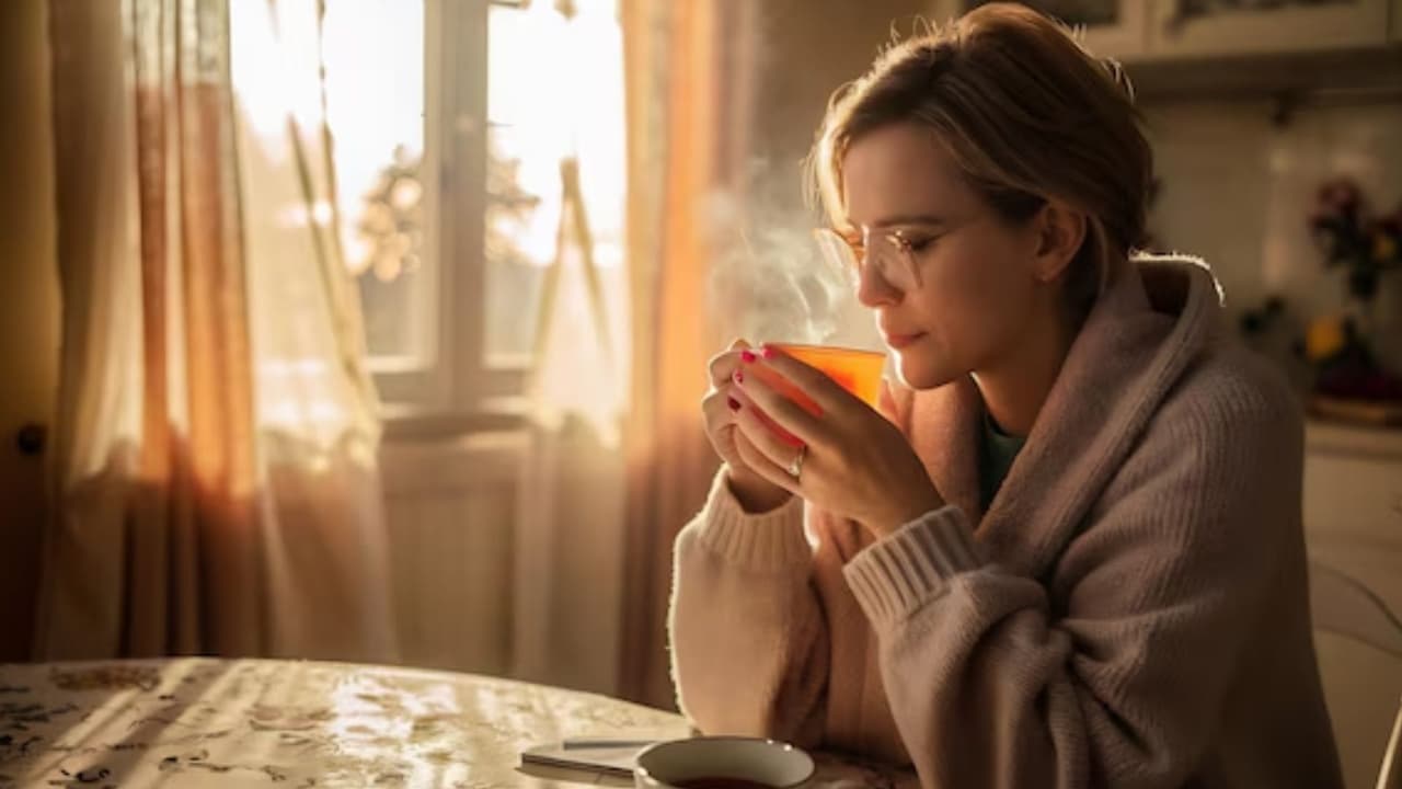 What are the risks of caffeine for BP patients? | ಹೈ ಬಿಪಿ, ಹೃದಯ ಸಂಬಂಧಿ ಕಾಯಿಲೆ ಇರೋರು ಬೆಳಗ್ಗೆ ಕುಡಿಯಬಹುದೇ, ಕುಡಿಯಬಾರದೇ? | Tea For Blood Pressure Patients Is It Safe To Drink Expert Advice What are the risks of caffeine for BP patients? | ಹೈ ಬಿಪಿ, ಹೃದಯ ಸಂಬಂಧಿ ಕಾಯಿಲೆ ಇರೋರು ಬೆಳಗ್ಗೆ ಕುಡಿಯಬಹುದೇ, ಕುಡಿಯಬಾರದೇ? | Tea For Blood Pressure Patients Is It Safe To Drink Expert Advice