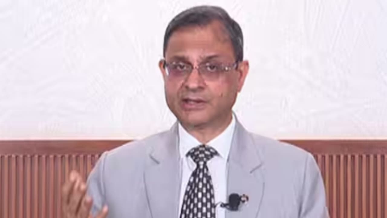 India Over Russia Oil RBI Governor Defends Economy|ಭಾರತದ ಮೇಲೆ ಸುಂಕ ಹೆಚ್ಚಿಸುವ ಟ್ರಂಪ್ರ ಬೆದರಿಕೆಗೆ ಆರ್ಬಿಐ ಗವರ್ನರ್ರಿಂದ ತಿರುಗೇಟು! | Trump Tariffs Threatens On India Over Russia Oil Rbi Governor Defends Economy India Over Russia Oil RBI Governor Defends Economy|ಭಾರತದ ಮೇಲೆ ಸುಂಕ ಹೆಚ್ಚಿಸುವ ಟ್ರಂಪ್ರ ಬೆದರಿಕೆಗೆ ಆರ್ಬಿಐ ಗವರ್ನರ್ರಿಂದ ತಿರುಗೇಟು! | Trump Tariffs Threatens On India Over Russia Oil Rbi Governor Defends Economy