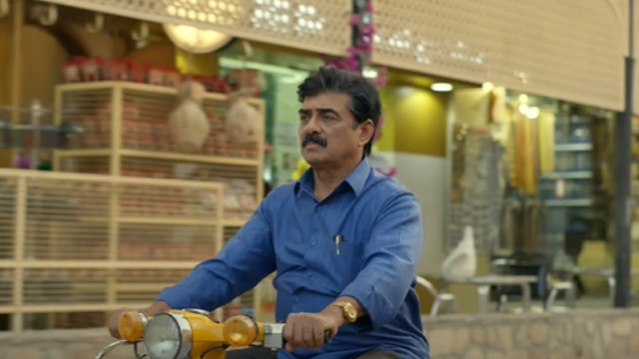 ഗോവിന്ദ് വസന്തയുടെ സംഗീതം, ആലാപനം കാശ്മീരി ഗായകൻ, സിനിമയിലെ 'ഇക്ലീലി ...