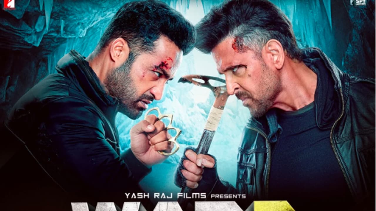 ಜೂ. ಎನ್ಟಿಆರ್ & ಹೃತಿಕ್ ರೋಶನ್ ‘ವಾರ್ 2’ ಸೆನ್ಸಾರ್ ರೀವ್ಯೂ ಏನಂತಿದೆ? ಜೂ. ಎನ್ಟಿಆರ್ & ಹೃತಿಕ್ ರೋಶನ್ ‘ವಾರ್ 2’ ಸೆನ್ಸಾರ್ ರೀವ್ಯೂ ಏನಂತಿದೆ?