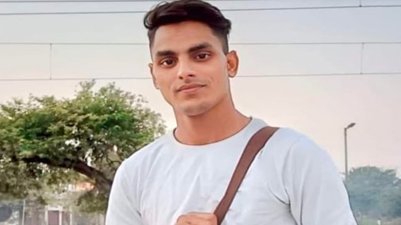 UP: अवैध संबंध का खौफनाक अंजाम, रात में घर बुलाकर युवक की पिटाई, प्लास ...