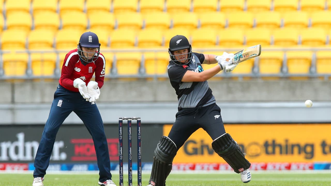 Thamsyn Newton Retires: New Zealand All-Rounder Ends 14-Year Cricket Career