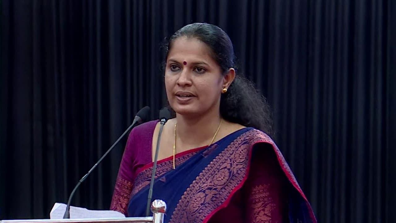 `ജില്ലാ സെൻ്ററിൽ പോലും പ്രവർത്തിക്കാൻ അനുവദിക്കുന്നില്ല'; സിപിഎം കേന്ദ്രനേതൃത്വത്തിന് കത്തയച്ച് പിപി ദിവ്യ, പാർട്ടി നടപടി പുന:പരിശോധിക്കണമെന്നാവശ്യം