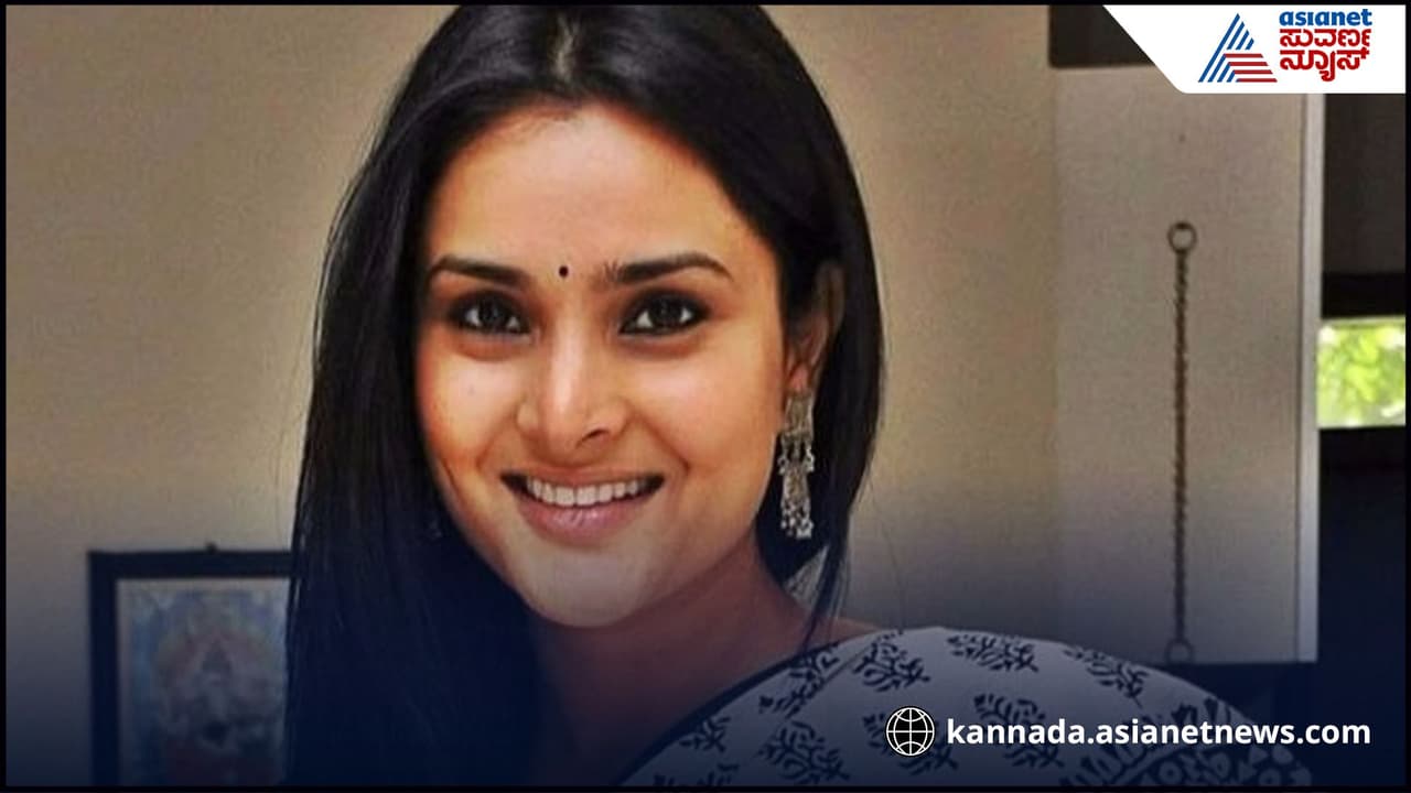 ‘ಮೂವರು ಅರೆಸ್ಟ್ ಬಳಿಕ ಕೆಟ್ಟ ಕಮೆಂಟ್ ನಿಂತಿವೆ’ ದರ್ಶನ್ ಫ್ಯಾನ್ಸ್ಗೆ ಬಿಸಿ ಮುಟ್ಟಿಸಿದ ನಟಿ ರಮ್ಯಾ | Actress Ramya Reacts About Faces Online Abuse In Renukaswamy Murder Case Rav ‘ಮೂವರು ಅರೆಸ್ಟ್ ಬಳಿಕ ಕೆಟ್ಟ ಕಮೆಂಟ್ ನಿಂತಿವೆ’ ದರ್ಶನ್ ಫ್ಯಾನ್ಸ್ಗೆ ಬಿಸಿ ಮುಟ್ಟಿಸಿದ ನಟಿ ರಮ್ಯಾ | Actress Ramya Reacts About Faces Online Abuse In Renukaswamy Murder Case Rav