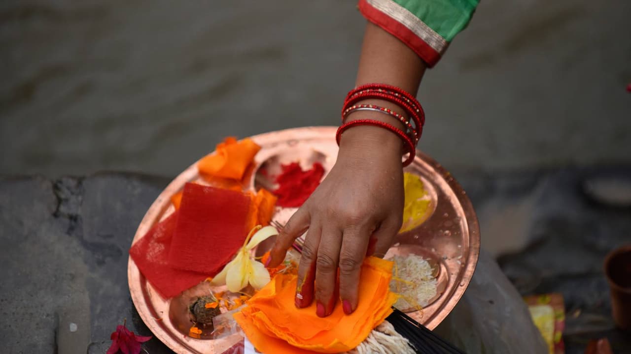Rishi Panchami 2025: कब है ऋषि पंचमी, 27 या 28 अगस्त? नोट करें सही डेट |  Kab Hai Rishi Panchami 2025 Date Why Do We Celebrate Rishi Panchami |  Asianet News Hindi