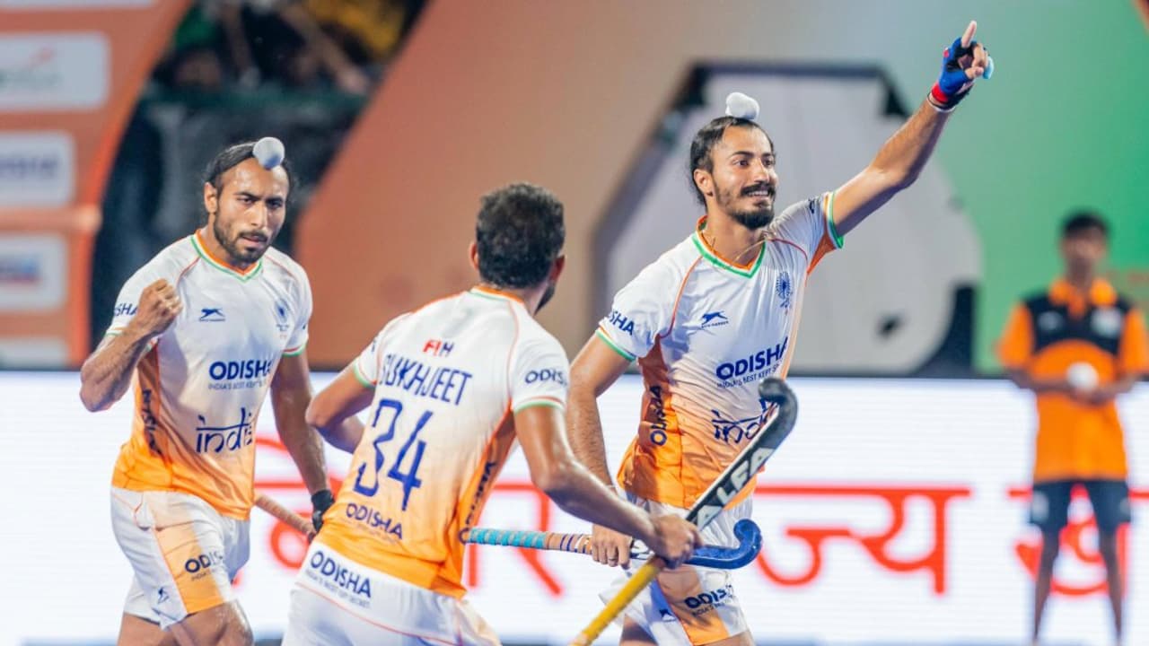 No handshake rule ಕ್ರಿಕೆಟ್ ಆಯ್ತು, ಈಗ ಭಾರತ-ಪಾಕ್ ಹಾಕಿಯಲ್ಲೂ ನೋ ಹ್ಯಾಂಡ್ ಶೇಕ್ ? | Phf Issues No Handshake Rule Advice Before India Vs Pakistan Clash Kvn No handshake rule ಕ್ರಿಕೆಟ್ ಆಯ್ತು, ಈಗ ಭಾರತ-ಪಾಕ್ ಹಾಕಿಯಲ್ಲೂ ನೋ ಹ್ಯಾಂಡ್ ಶೇಕ್ ? | Phf Issues No Handshake Rule Advice Before India Vs Pakistan Clash Kvn