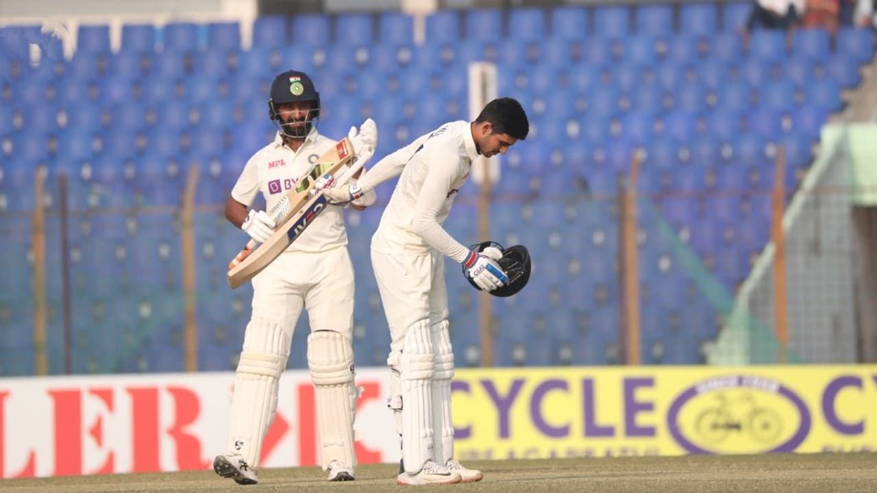 Shubman Gill Out of 2nd Test ದಕ್ಷಿಣ ಆಫ್ರಿಕಾ ಎದುರಿನ ಗುವಾಹಟಿ ಟೆಸ್ಟ್ಗೂ ಮುನ್ನ ಭಾರತಕ್ಕೆ ದೊಡ್ಡ ಶಾಕ್! | Shubman Gill Ruled Out Of 2nd Test Vs South Africa Says Report Kvn Shubman Gill Out of 2nd Test ದಕ್ಷಿಣ ಆಫ್ರಿಕಾ ಎದುರಿನ ಗುವಾಹಟಿ ಟೆಸ್ಟ್ಗೂ ಮುನ್ನ ಭಾರತಕ್ಕೆ ದೊಡ್ಡ ಶಾಕ್! | Shubman Gill Ruled Out Of 2nd Test Vs South Africa Says Report Kvn