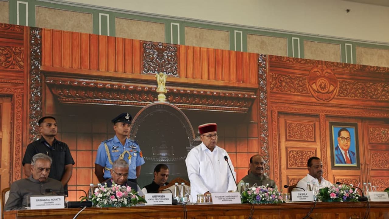 ದ್ವೇಷ ಭಾಷಣ ತಡೆ ಬಿಲ್ ತಮ್ಮ ಬಳಿಯೇ ಇಟ್ಟುಕೊಂಡ ಗೌರ್ನರ್- ಒಳಮೀಸಲು ಸೇರಿ 2 ವಿಧೇಯಕಗಳು ಸರ್ಕಾರಕ್ಕೆ ವಾಪಸ್ | Governor Withholds Hate Speech Prevention Bill ದ್ವೇಷ ಭಾಷಣ ತಡೆ ಬಿಲ್ ತಮ್ಮ ಬಳಿಯೇ ಇಟ್ಟುಕೊಂಡ ಗೌರ್ನರ್- ಒಳಮೀಸಲು ಸೇರಿ 2 ವಿಧೇಯಕಗಳು ಸರ್ಕಾರಕ್ಕೆ ವಾಪಸ್ | Governor Withholds Hate Speech Prevention Bill