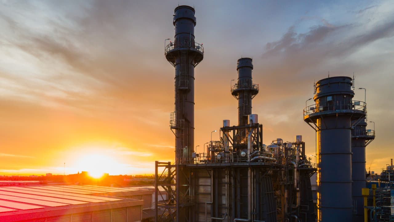 Global CO₂ Emissions Hit Record High in 2025 as Fossil Fuel Use ...
