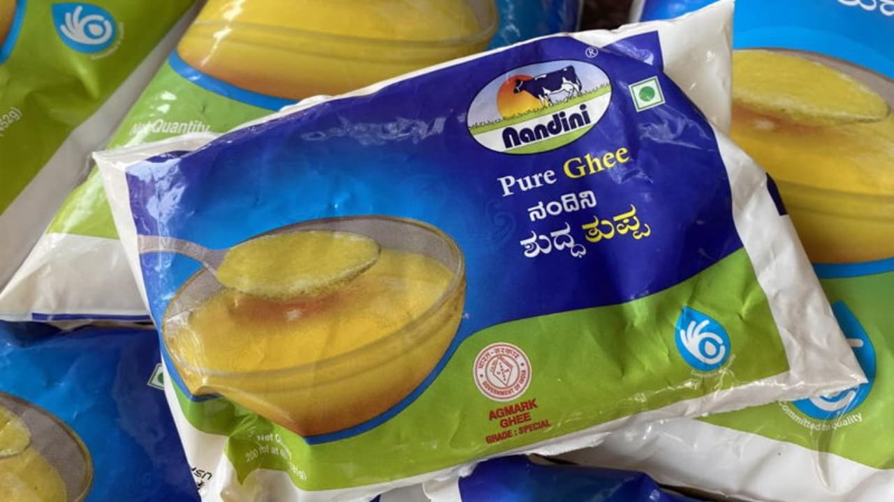 Nandini Ghee: ಇದೀಗ ಆಸ್ಟ್ರೇಲಿಯಾ, ಸೌದಿ, ಅಮೆರಿಕಕ್ಕೂ ನಂದಿನಿ ತುಪ್ಪ ರಫ್ತು: ಸಿದ್ದರಾಮಯ್ಯ ಹಸಿರು ನಿಶಾನೆ | Nandini Ghee Export Usa Australia Saudi Kmf Siddaramaiah Flag Off Gvd Nandini Ghee: ಇದೀಗ ಆಸ್ಟ್ರೇಲಿಯಾ, ಸೌದಿ, ಅಮೆರಿಕಕ್ಕೂ ನಂದಿನಿ ತುಪ್ಪ ರಫ್ತು: ಸಿದ್ದರಾಮಯ್ಯ ಹಸಿರು ನಿಶಾನೆ | Nandini Ghee Export Usa Australia Saudi Kmf Siddaramaiah Flag Off Gvd