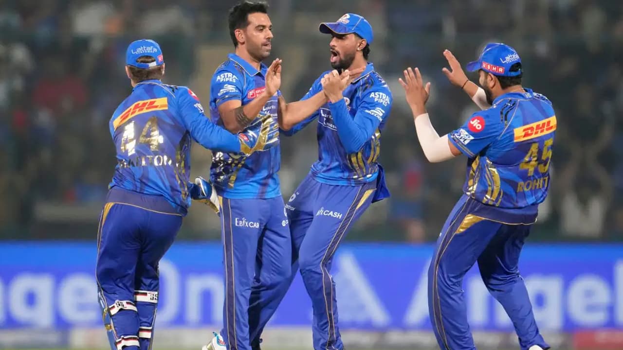 IPL 2026: ಧೋನಿಯ 'ಫೇವರಿಟ್' ಆಲ್ರೌಂಡರ್ ತನ್ನ ಬುಟ್ಟಿಗೆ ಹಾಕಿಕೊಂಡ ಮುಂಬೈ ಇಂಡಿಯನ್ಸ್! IPL 2026: ಧೋನಿಯ 'ಫೇವರಿಟ್' ಆಲ್ರೌಂಡರ್ ತನ್ನ ಬುಟ್ಟಿಗೆ ಹಾಕಿಕೊಂಡ ಮುಂಬೈ ಇಂಡಿಯನ್ಸ್!