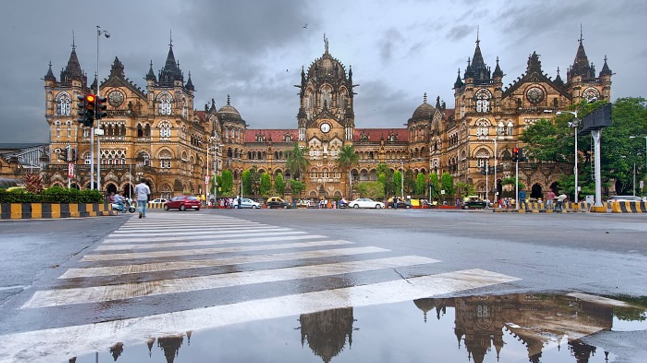 Mumbai Weather LATEST Update: Mumbai Air Crisis Deepens; Smoggy Skies, Cold Mornings Offer No Relief