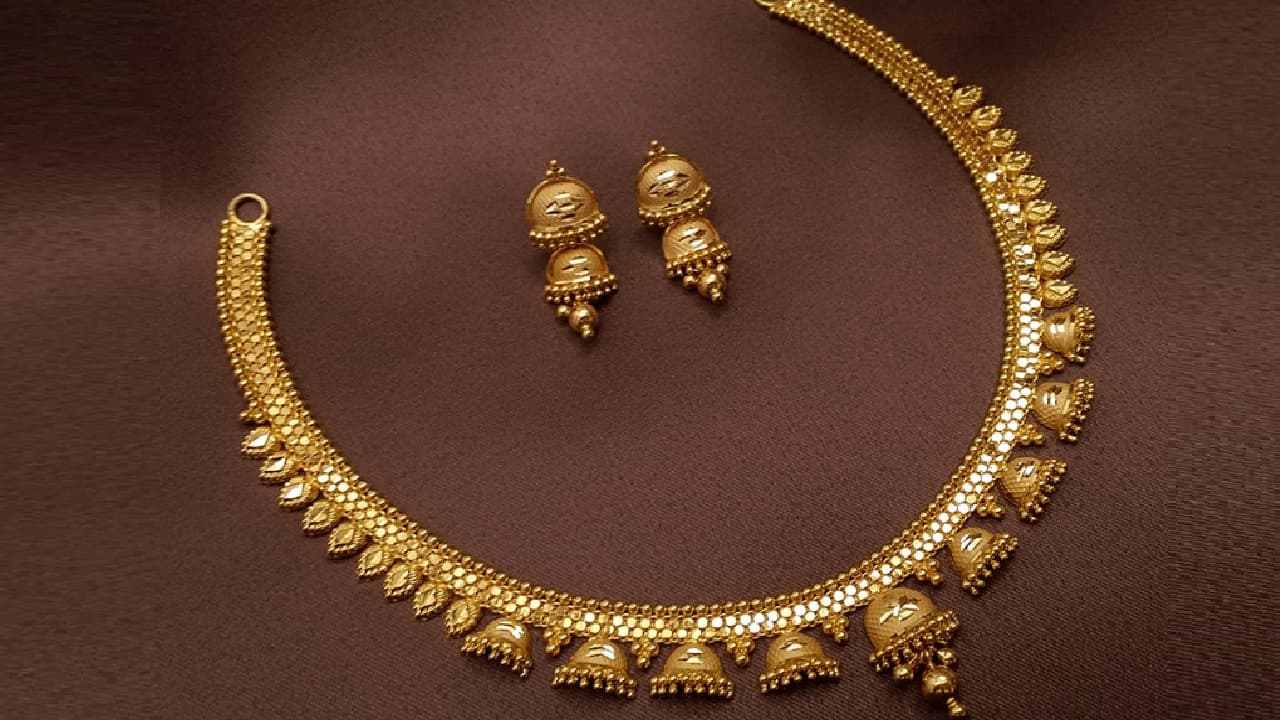 Gold Price Surges High During Wedding Season On 26th November: Check 22K, 24K Rates In Your City