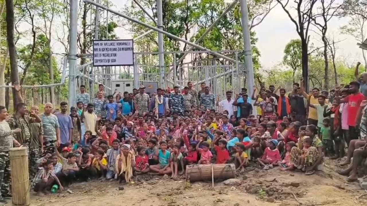 In the remote village of Kondapalli in Bijapur district, the arrival of mobile network connectivity for the first time has strengthened the belief among locals that the decline of Naxalism is finally becoming a lived reality.