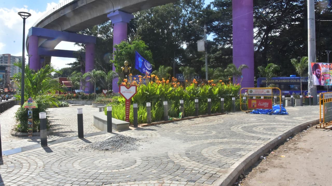 Bengaluru: ನೈಸ್ ರಸ್ತೆಗೆ ಸಂಪರ್ಕ ಕಲ್ಪಿಸುವ 1.5 ಕಿ.ಮೀ ಉದ್ದದ ಹೊಸ ಲಿಂಕ್ ರೋಡ್; ಟ್ರಾಫಿಕ್ನಿಂದ ಬಚಾವ್ | Deepanjali Nagar Junction 1 Point 5 Km Long New Link Road Connecting To Nice Road Bengaluru Traffic Mrq Bengaluru: ನೈಸ್ ರಸ್ತೆಗೆ ಸಂಪರ್ಕ ಕಲ್ಪಿಸುವ 1.5 ಕಿ.ಮೀ ಉದ್ದದ ಹೊಸ ಲಿಂಕ್ ರೋಡ್; ಟ್ರಾಫಿಕ್ನಿಂದ ಬಚಾವ್ | Deepanjali Nagar Junction 1 Point 5 Km Long New Link Road Connecting To Nice Road Bengaluru Traffic Mrq