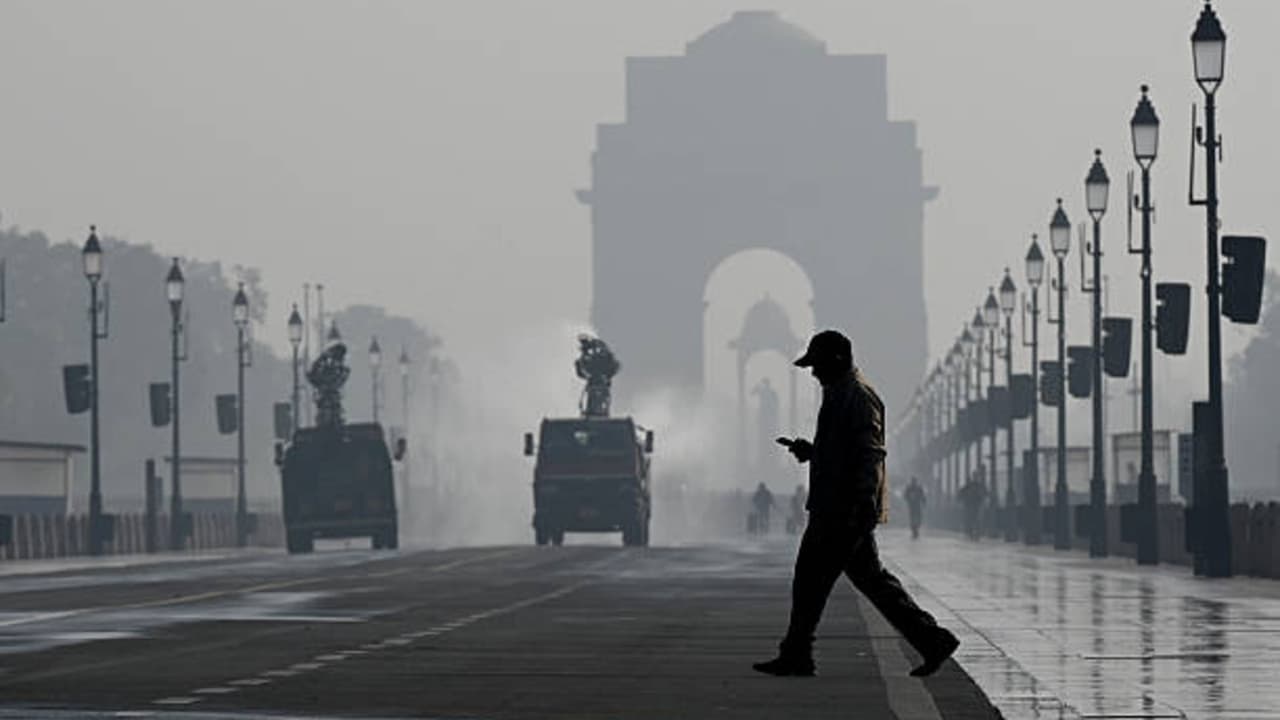 Delhi Pollution Worsens: GRAP-3, Then GRAP-4 Imposed In One Day