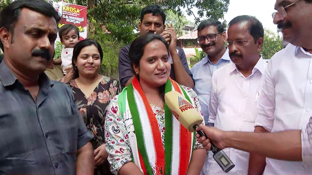 ശ്രീനാദേവിയുടെ തെരഞ്ഞെടുപ്പ് ചോദ്യം ചെയ്തുള്ള ഹർജി; സിപിഐക്ക് തിരിച്ചടി, ഹർജി കോടതി തള്ളി
