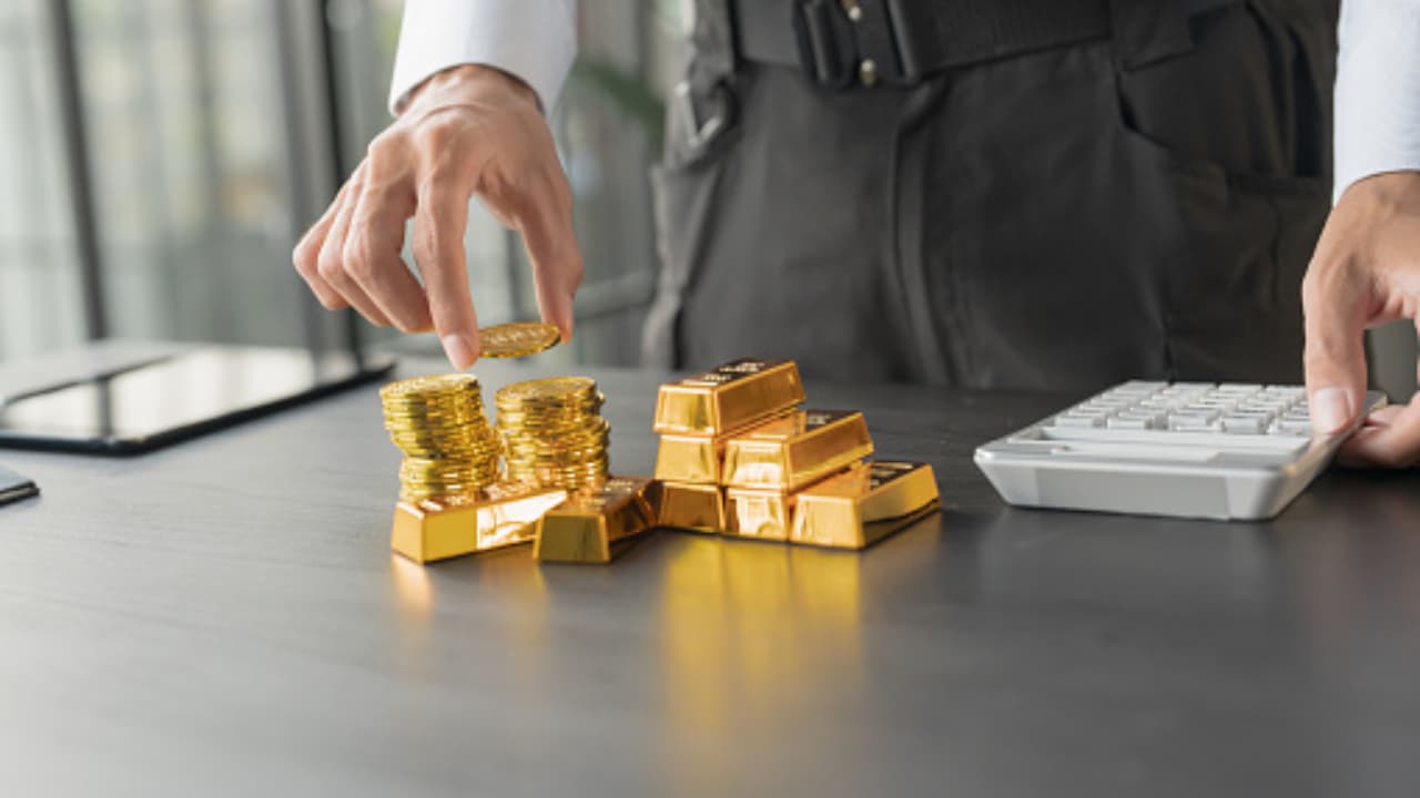 ಜನ ಚಿನ್ನ ಬಿಟ್ಟು ಮರದ ತಾಳಿ ಧರಿಸುತ್ತಾರೆ: ಶತಮಾನಗಳ ಹಿಂದೆ ಬ್ರಹ್ಮಂ ಋಷಿ ನುಡಿದ ಭವಿಷ್ಯವಾಣಿ ನಿಜವಾಗುತ್ತಾ? ಜನ ಚಿನ್ನ ಬಿಟ್ಟು ಮರದ ತಾಳಿ ಧರಿಸುತ್ತಾರೆ: ಶತಮಾನಗಳ ಹಿಂದೆ ಬ್ರಹ್ಮಂ ಋಷಿ ನುಡಿದ ಭವಿಷ್ಯವಾಣಿ ನಿಜವಾಗುತ್ತಾ?