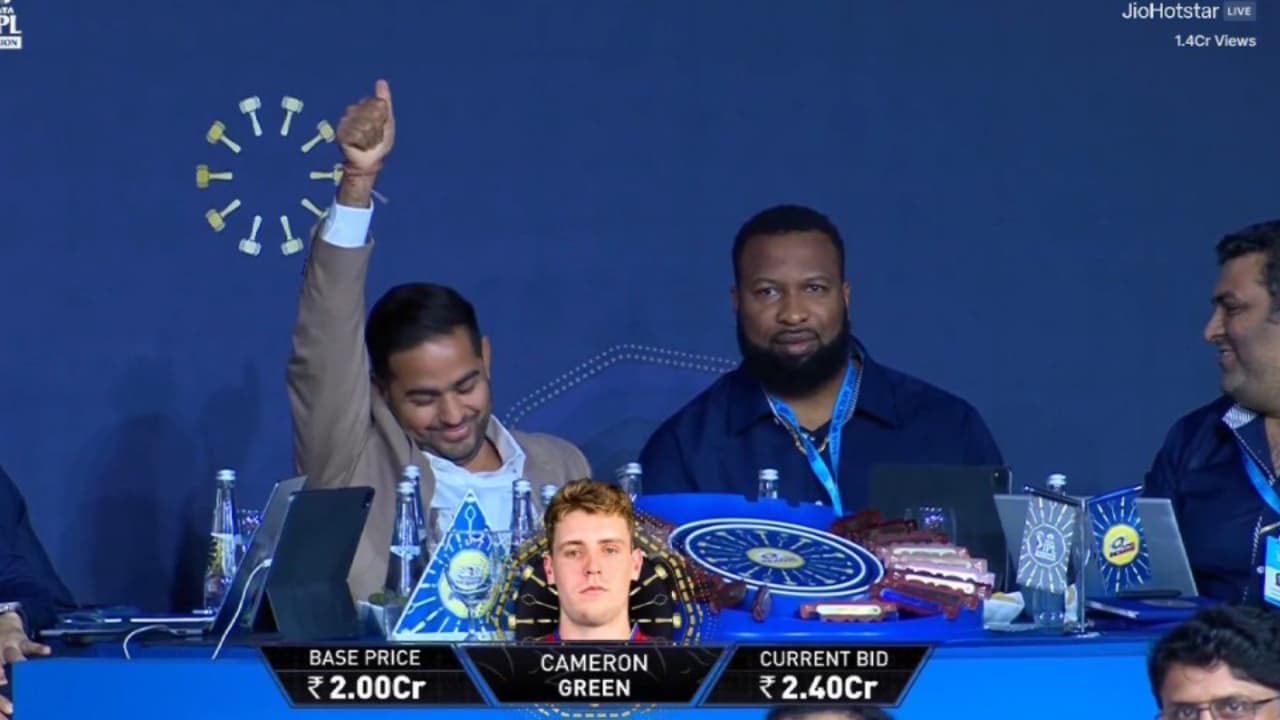 ಸಿಗಲ್ಲ ಅಂತ ಗೊತ್ತಿದ್ರೂ ಕ್ಯಾಮರೋನ್ ಗ್ರೀನ್ಗೆ ಮುಂಬೈ ಬಿಡ್ ಮಾಡಿದ್ದೇಕೆ? ಇಂಟ್ರೆಸ್ಟಿಂಗ್ ಮಾಹಿತಿ ಹಂಚಿಕೊಂಡ ಆಕಾಶ್ ಅಂಬಾನಿ! ಸಿಗಲ್ಲ ಅಂತ ಗೊತ್ತಿದ್ರೂ ಕ್ಯಾಮರೋನ್ ಗ್ರೀನ್ಗೆ ಮುಂಬೈ ಬಿಡ್ ಮಾಡಿದ್ದೇಕೆ? ಇಂಟ್ರೆಸ್ಟಿಂಗ್ ಮಾಹಿತಿ ಹಂಚಿಕೊಂಡ ಆಕಾಶ್ ಅಂಬಾನಿ!