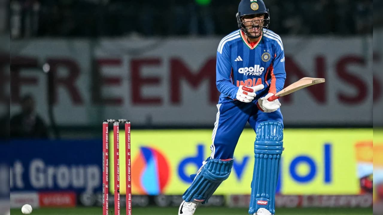 T20 ವಿಶ್ವಕಪ್ನಿಂದ ಹೊರಬಿದ್ದ ಬೆನ್ನಲ್ಲೇ ಈ ಟೂರ್ನಿ ಆಡಲು ರೆಡಿಯಾದ ಶುಭ್ಮನ್ ಗಿಲ್! ಹೆಗಲಿಗೆ ಮಹತ್ವದ ಜವಾಬ್ದಾರಿ? | Shubman Gill Dropped From T20 World Cup Squad Set To Play Vijay Hazare Trophy T20 ವಿಶ್ವಕಪ್ನಿಂದ ಹೊರಬಿದ್ದ ಬೆನ್ನಲ್ಲೇ ಈ ಟೂರ್ನಿ ಆಡಲು ರೆಡಿಯಾದ ಶುಭ್ಮನ್ ಗಿಲ್! ಹೆಗಲಿಗೆ ಮಹತ್ವದ ಜವಾಬ್ದಾರಿ? | Shubman Gill Dropped From T20 World Cup Squad Set To Play Vijay Hazare Trophy