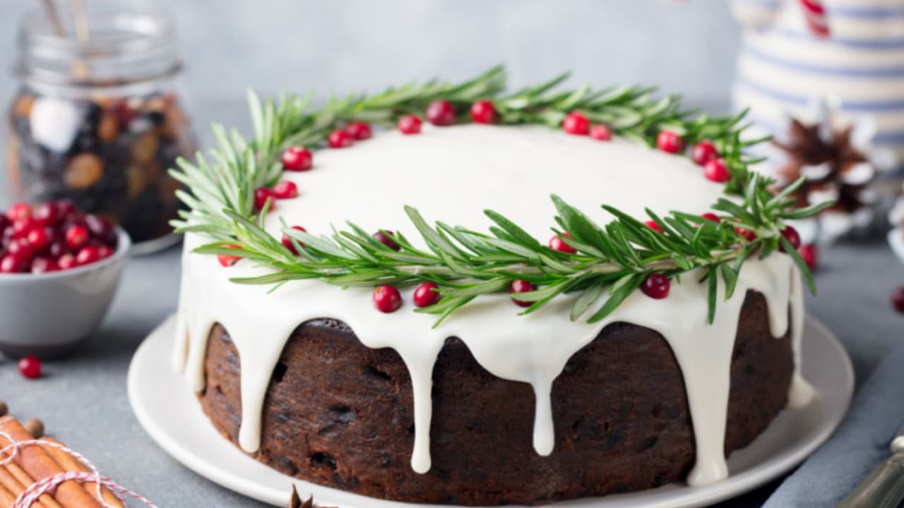 Christmas 2025: ಕ್ರಿಸ್ಮಸ್ ಅಂದ್ರೆ ಕೇಕ್ ನೆನಪಾಗುತ್ತೆ; ಆದ್ರೆ ಮೊದಲ ನೆಚ್ಚಿನ ಸಿಹಿ ತಿಂಡಿ ಕೇಕ್ ಅಲ್ಲ, ಯಾವುದು? | Christmas 2025 The Fascinating History Of Christmas Cake And Its Origin Christmas 2025: ಕ್ರಿಸ್ಮಸ್ ಅಂದ್ರೆ ಕೇಕ್ ನೆನಪಾಗುತ್ತೆ; ಆದ್ರೆ ಮೊದಲ ನೆಚ್ಚಿನ ಸಿಹಿ ತಿಂಡಿ ಕೇಕ್ ಅಲ್ಲ, ಯಾವುದು? | Christmas 2025 The Fascinating History Of Christmas Cake And Its Origin