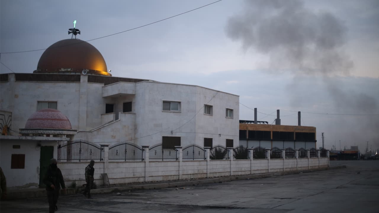 सीरिया: जुमे की नमाज के दौरान मस्जिद में धमाका, 8 मरे 18 घायल | Syria An  Explosion At A Mosque During Friday Prayers 8 Killed 18 Injured | Asianet  News Hindi