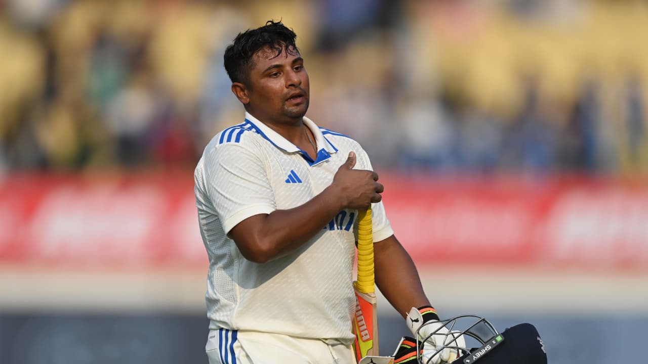 সাই সুদর্শনের চোটে টেস্ট দলে ফিরলেন সরফরাজ খান