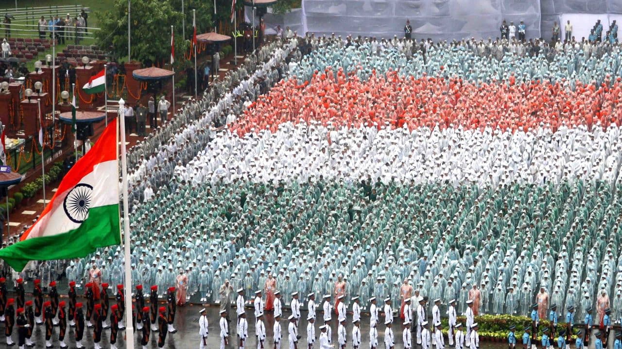 https://static.asianetnews.com/images/w-1280,h-720,format-jpg,imgid-01ke8vzaq6kxxvfxyfhpgv5ae3,imgname-republicday-2026-2-1767676816102.jpg