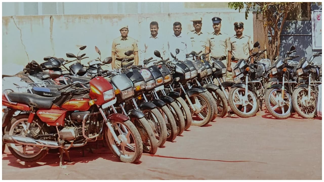 Bengaluru: Four Arrested for Stealing 60 Hero Honda Splendor Bikes Worth  ₹50 Lakh | Asianet Newsable