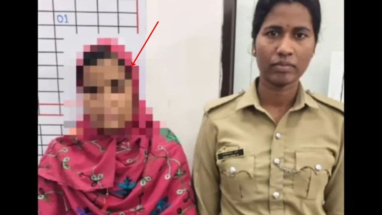 ಬೆಂಗಳೂರಲ್ಲಿ ಅಕ್ರಮ ವಲಸಿಗರ ತೆರವು ಕಾರ್ಯದ ವೇಳೆ ‘ಜೈ ಬಾಂಗ್ಲಾ’ ಎಂದು ಕೂಗಿದ ಮಹಿಳೆ; ಶರ್ಬಾನು ಅರೆಸ್ಟ್! | Bengaluru Illegal Immigrant Woman Arrested For Shouting Jai Bangla Slogans Sat ಬೆಂಗಳೂರಲ್ಲಿ ಅಕ್ರಮ ವಲಸಿಗರ ತೆರವು ಕಾರ್ಯದ ವೇಳೆ ‘ಜೈ ಬಾಂಗ್ಲಾ’ ಎಂದು ಕೂಗಿದ ಮಹಿಳೆ; ಶರ್ಬಾನು ಅರೆಸ್ಟ್! | Bengaluru Illegal Immigrant Woman Arrested For Shouting Jai Bangla Slogans Sat