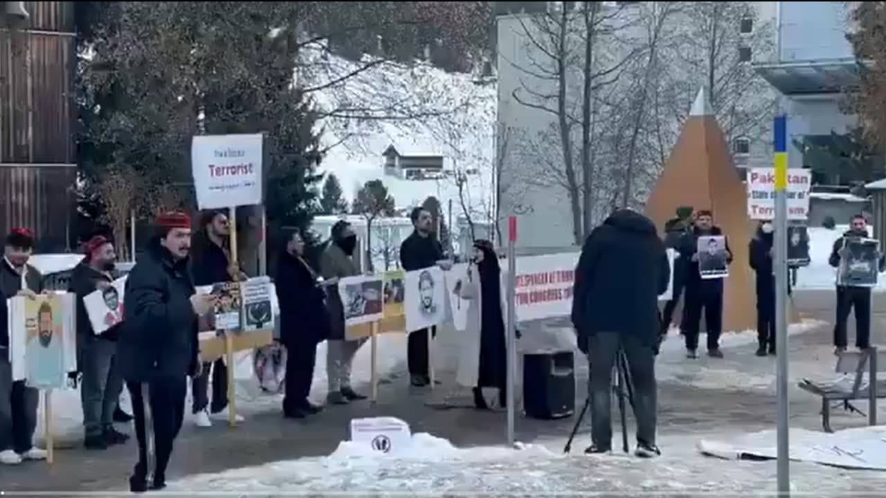 Pashtun Tahaffuz Movement (PTM) held a demonstration along with local human rights activists against Pakistan Prime Minister Shehbaz Sharif and the Pakistani Army involved in the brutal killings and enforced disappearances of Pashtun people.