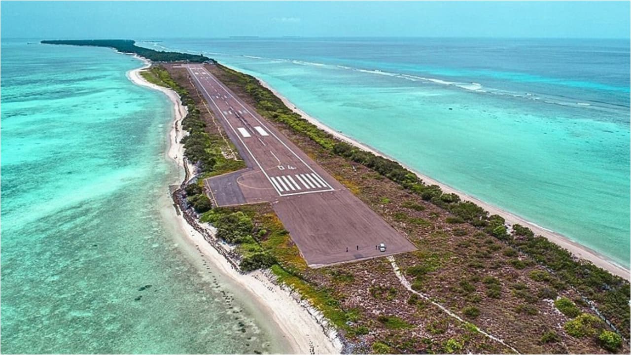 🔥 കട്ട ഹീറോയിസം - ShareChat