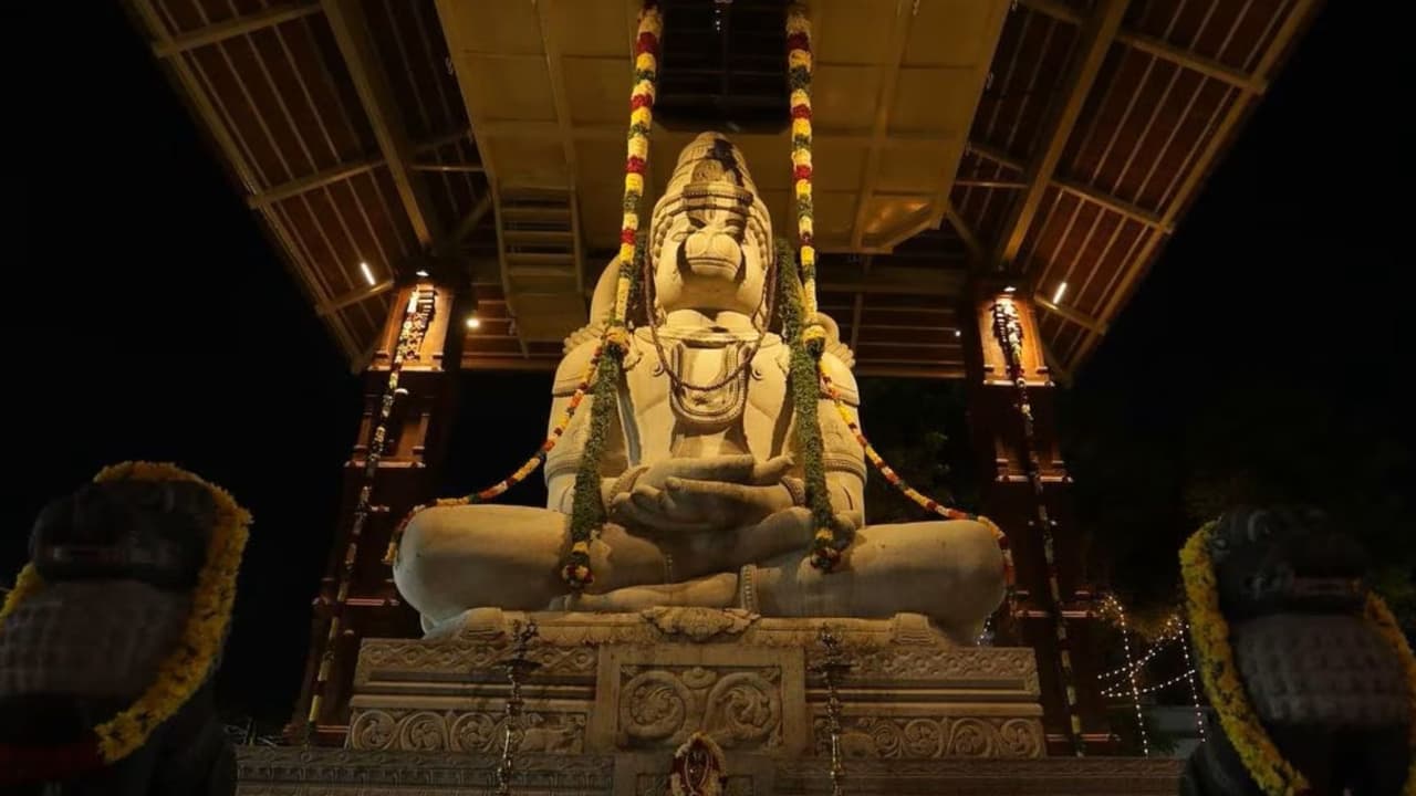 List of Actors Built Temples in Tamilnadu : ஆன்மீகத்தில் அசத்தும் தமிழ் ...