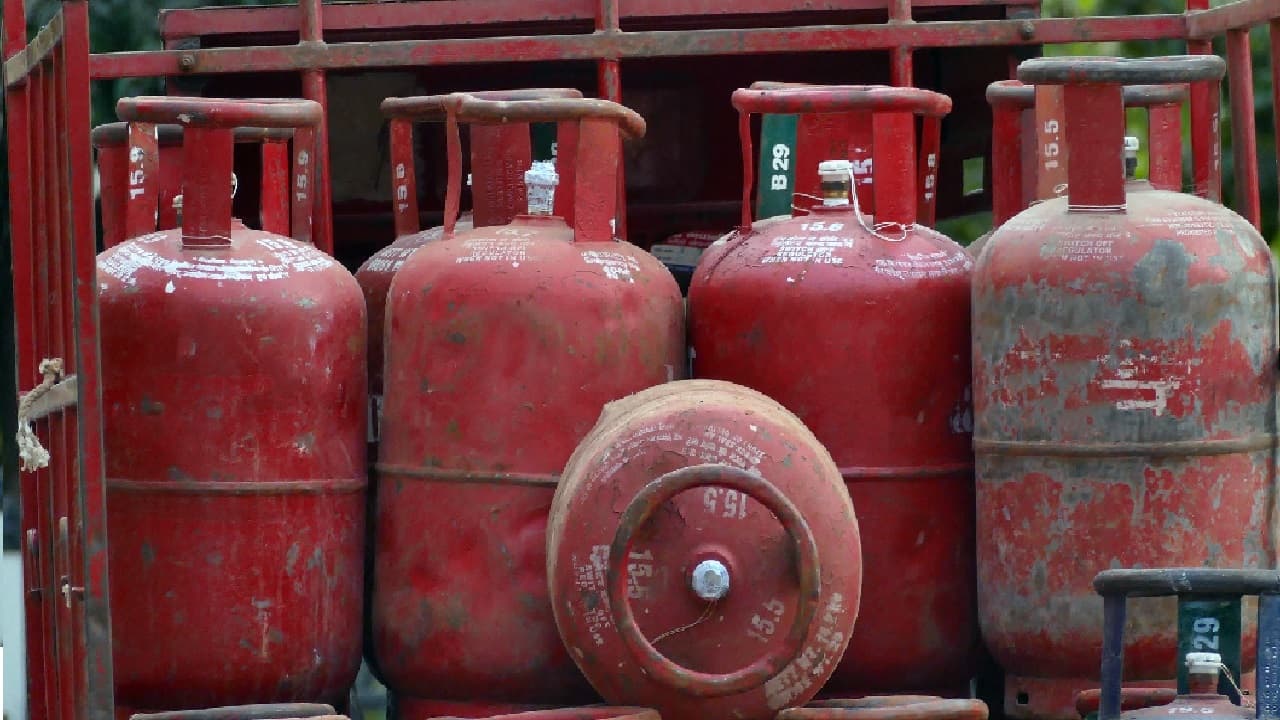 LPG Rule Change: Gas Cylinder Refill Booking Gap Raised to 25 Days