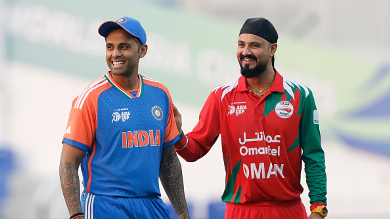 ക്ണൂർക്കാരൻ ഷറഫു മുതൽ അമേരിക്കയുടെ നേത്രാവൽക്കർ വരെ, ലോകകപ്പിൽ പട നയിക്കാവ് 40 താരങ്ങൾ, കൂടുതല്കാനഡയില്