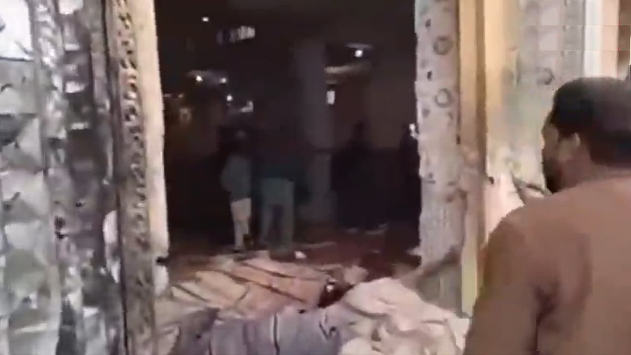 IS Claims Deadly Islamabad Shia Mosque Suicide Bombing; Death Toll Climbs to 36