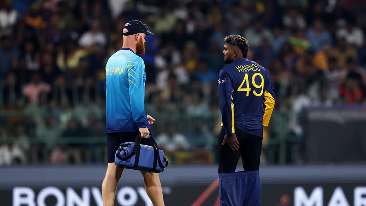 டி20 உலகக்கோப்பையில் நியூசிலாந்து, இலங்கை அணிக்கு பின்னடைவு.. 2 ஆல்ரவுண்டர்கள் விலகல்!