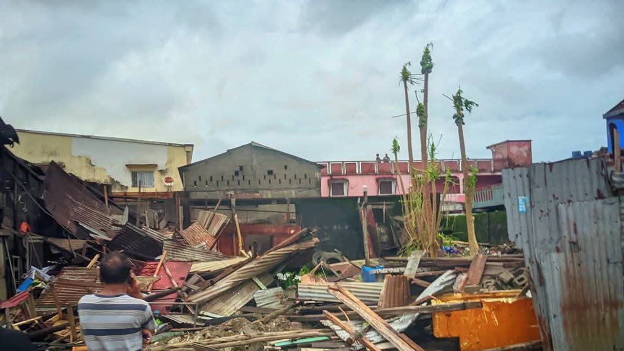 Cyclone Gezani Kills 20 in Madagascar, 75% of Toamasina City Destroyed | Videos