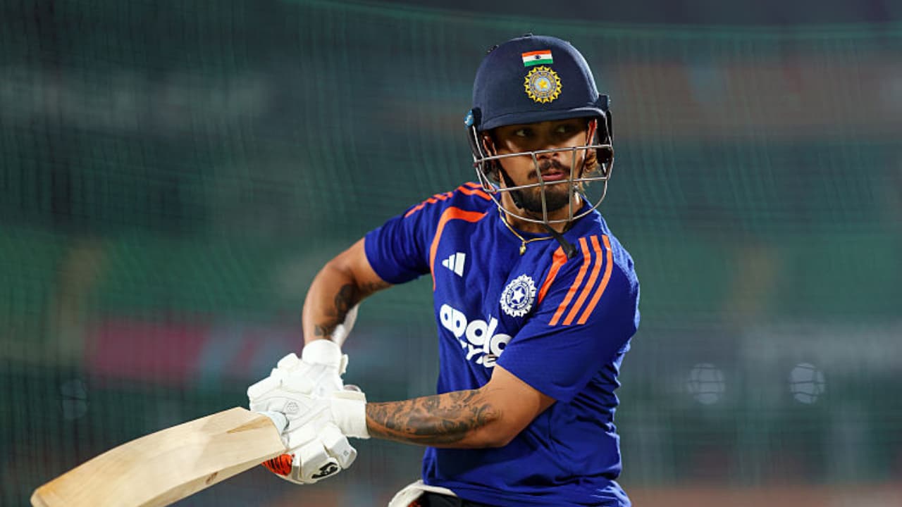 T20 World Cup: Ishan Kishan Left Wincing after Jasprit Bumrah’s Toe-Crushing Yorker (WATCH)